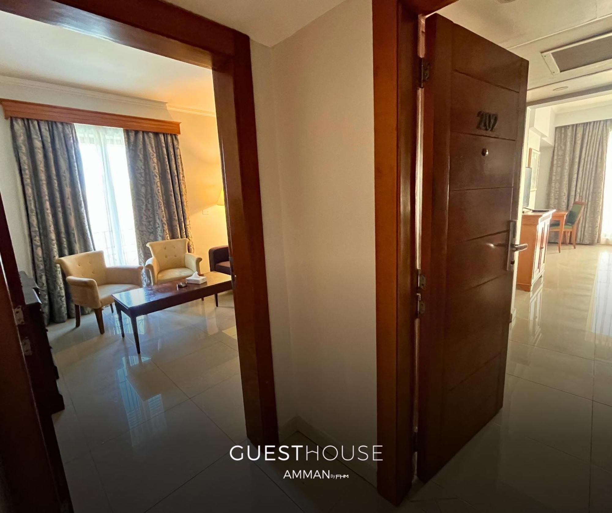 By Fhm Bed & Breakfast